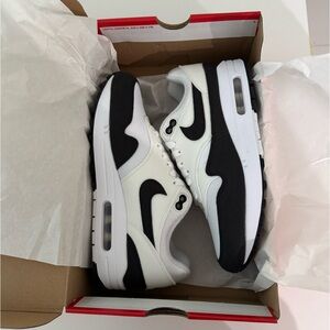 Nike AirMax 1 - Women’s 8